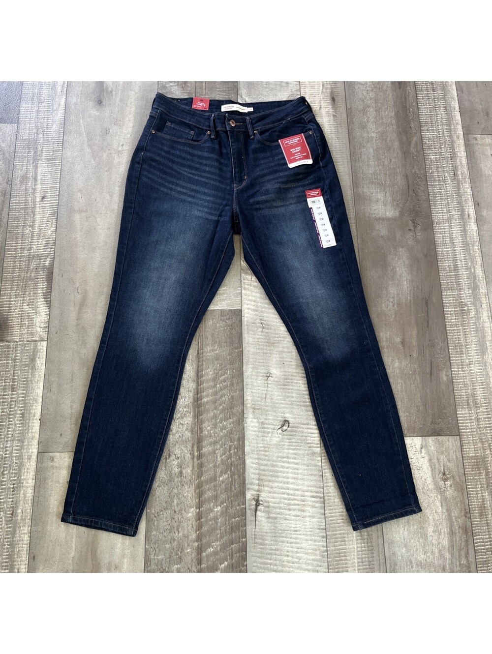 Levi's Strauss signature Mid Rise Skinny Soft Stretch Size 10 NWT - NEW - Jeans